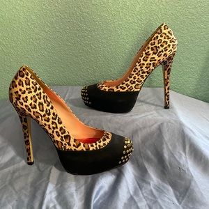 Frederick’s of Hollywood never worn high heels
